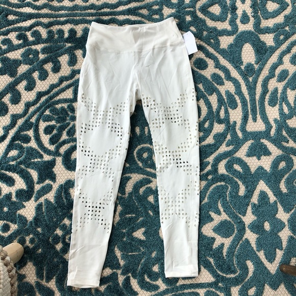 Prjon Cross Laser-Cut Legging White - Picture 5 of 7